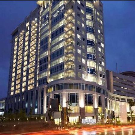 Two Bedroom Apartment At El Royale Hotel Bandung Extérieur photo
