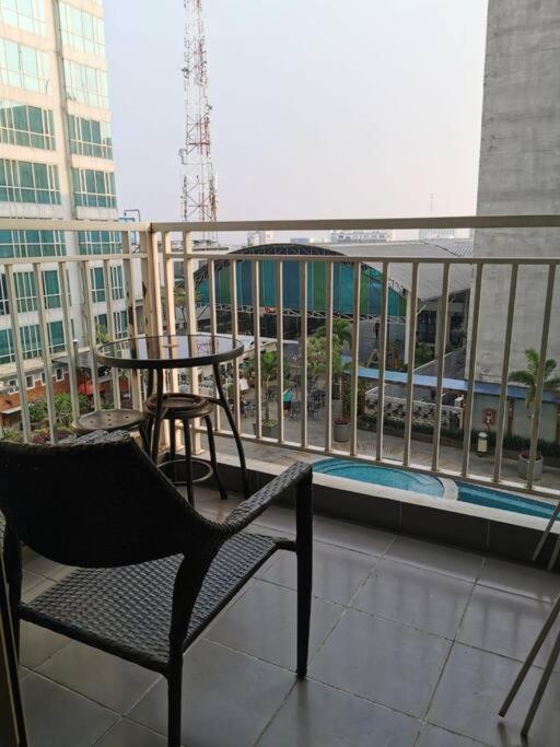 Two Bedroom Apartment At El Royale Hotel Bandung Extérieur photo